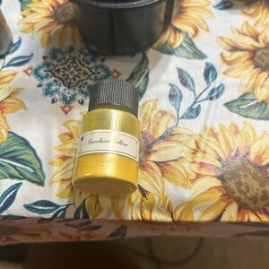 Sunshine Yellow Eyeshadow Pigment